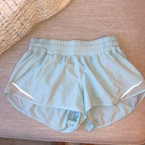 Lululemon Hotty Hot Short 2.5” Low Rise